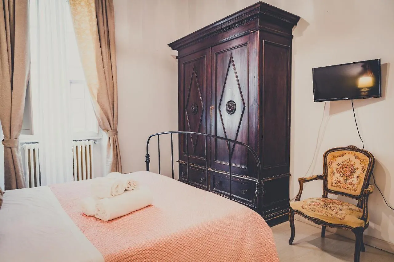 ** Bed & Breakfast Il Gattopardo Florence Italy